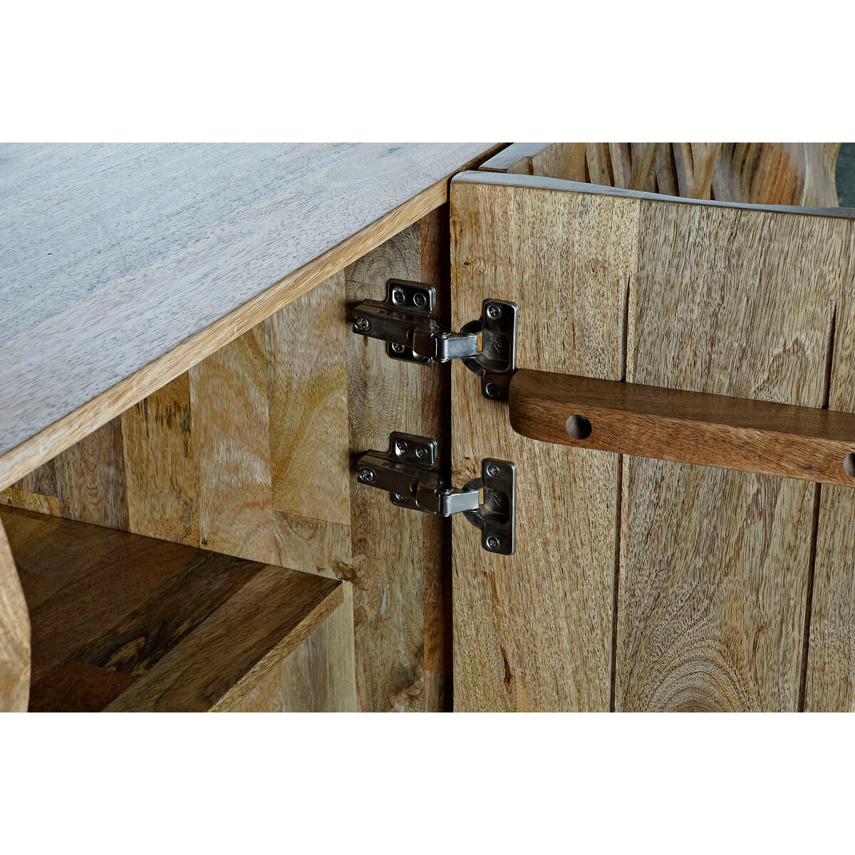 Design-Sideboard aus Mangoholz & Metall – 3 Türen, 177 cm
